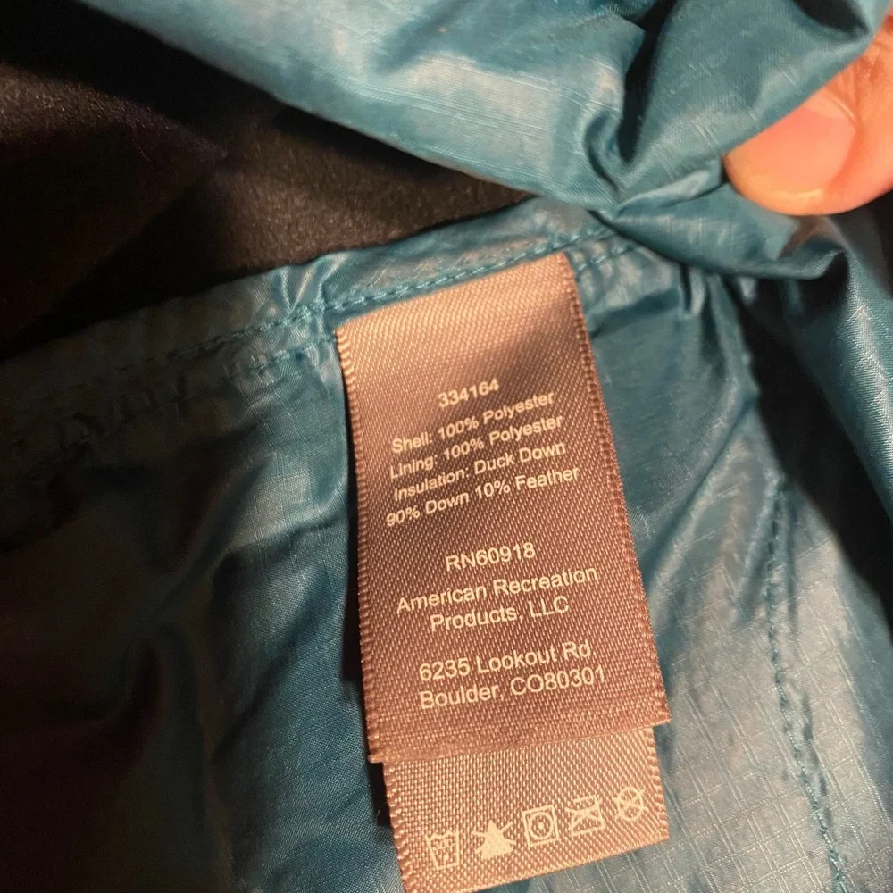 Women's Quilted Hooded Vest - Teal - Picture 6 of 6